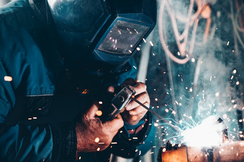 Manutenção industrial com solda